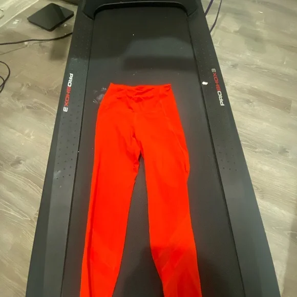 Woman - Picture 2 of 3